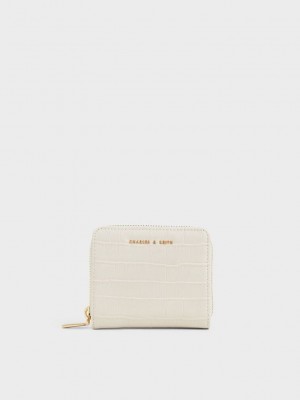 Charles & Keith Croc-Effect Small Zip-Around Wallet Weiß | HPNK61895