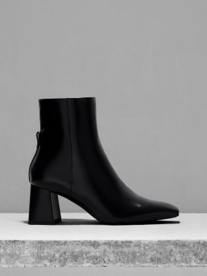 Charles & Keith Curved Block Heel Ankle Boots Schwarz | UWIL42397