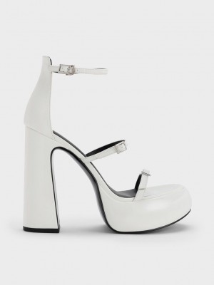 Charles & Keith Elvina Lack Buckled Plattform Sandals Weiß | DJFO35041