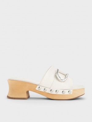 Charles & Keith Gabine Studded Leder Clogs Weiß | JDQA07635