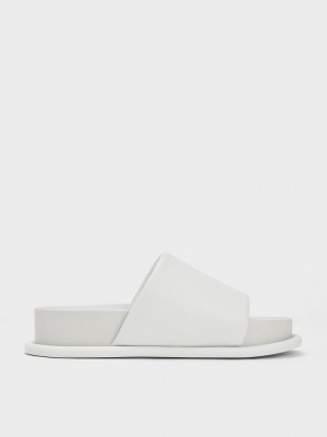 Charles & Keith Gepolstert Riemen Badelatschen Sandals Weiß | DJSN08931