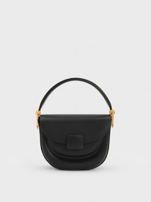 Charles & Keith Koa Half-Moon Saddle Bag Schwarz | EJWL51780
