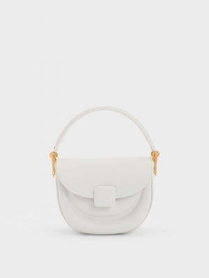 Charles & Keith Koa Half-Moon Saddle Bag Weiß | CMZX03846