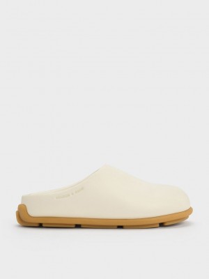 Charles & Keith Molly Flache Mules Weiß | IQEN24905