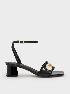 Charles & Keith Pearl-Embellished Lack Sandals Schwarz | HUMY37046