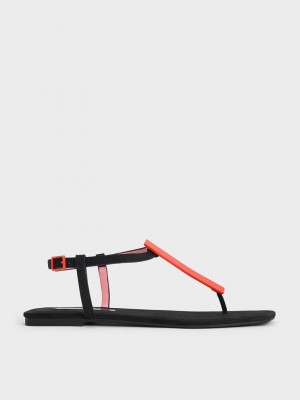 Charles & Keith Textured Metallic Accent T-Bar Tanga Sandals Schwarz | UZYA42160